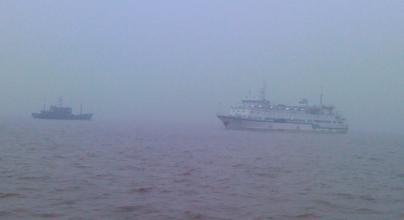 青岛港橙色海上危害预警，相关海域已实施禁限航